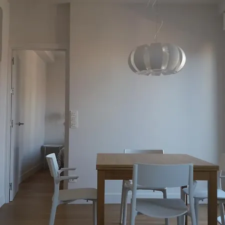 Larramendi Terrace Apartman *