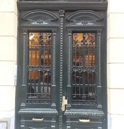 Larramendi Terrace شقة